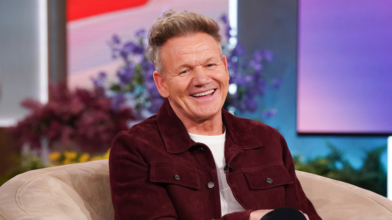 Gordon Ramsay wants you to do this for perfect smash burgers every ...