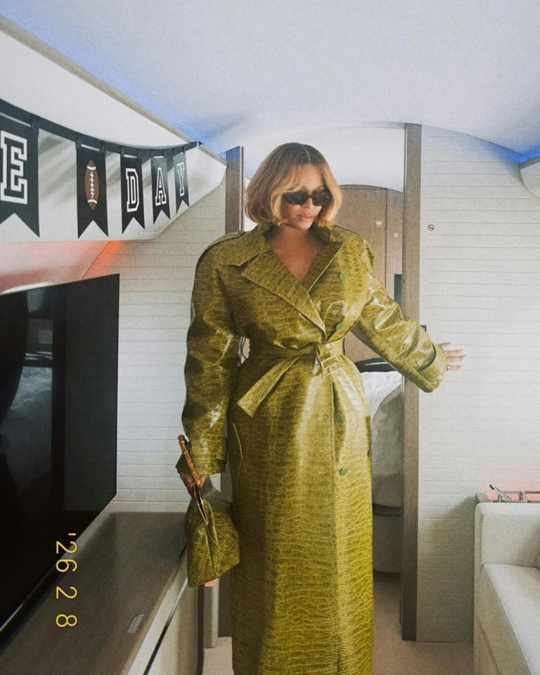 Beyoncé just debuted a blonde ‘bottleneck’ bob – and the internet went wild