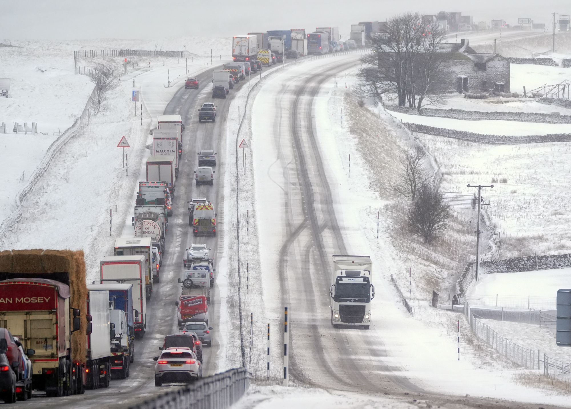 Snow and ice hit UK as Arctic maritime air mass blasts across country ...