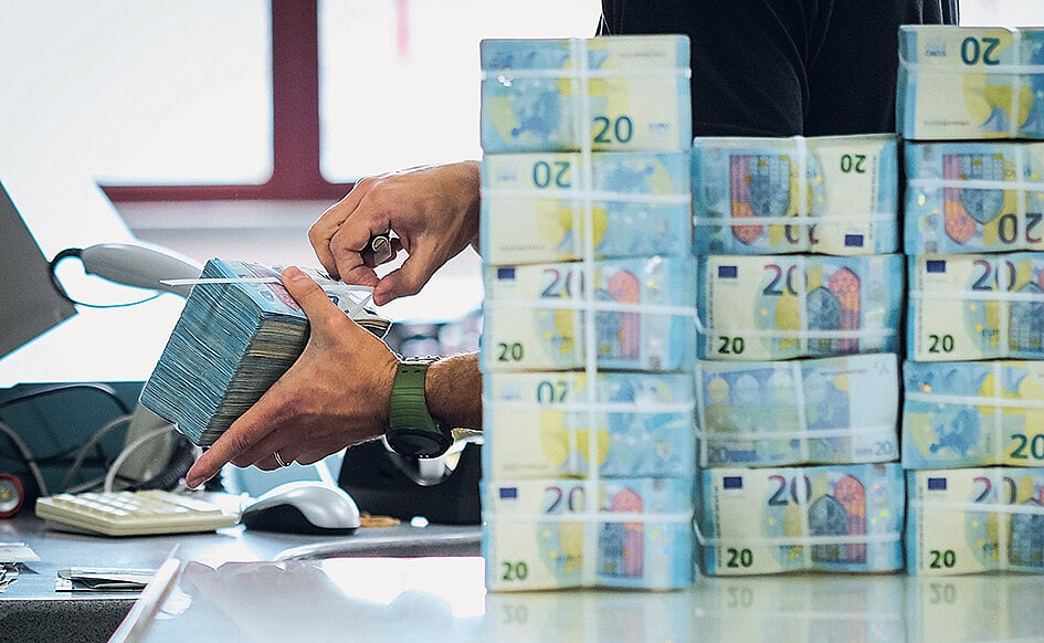 Empresas públicas não financeiras lucram €157 milhões em 2025