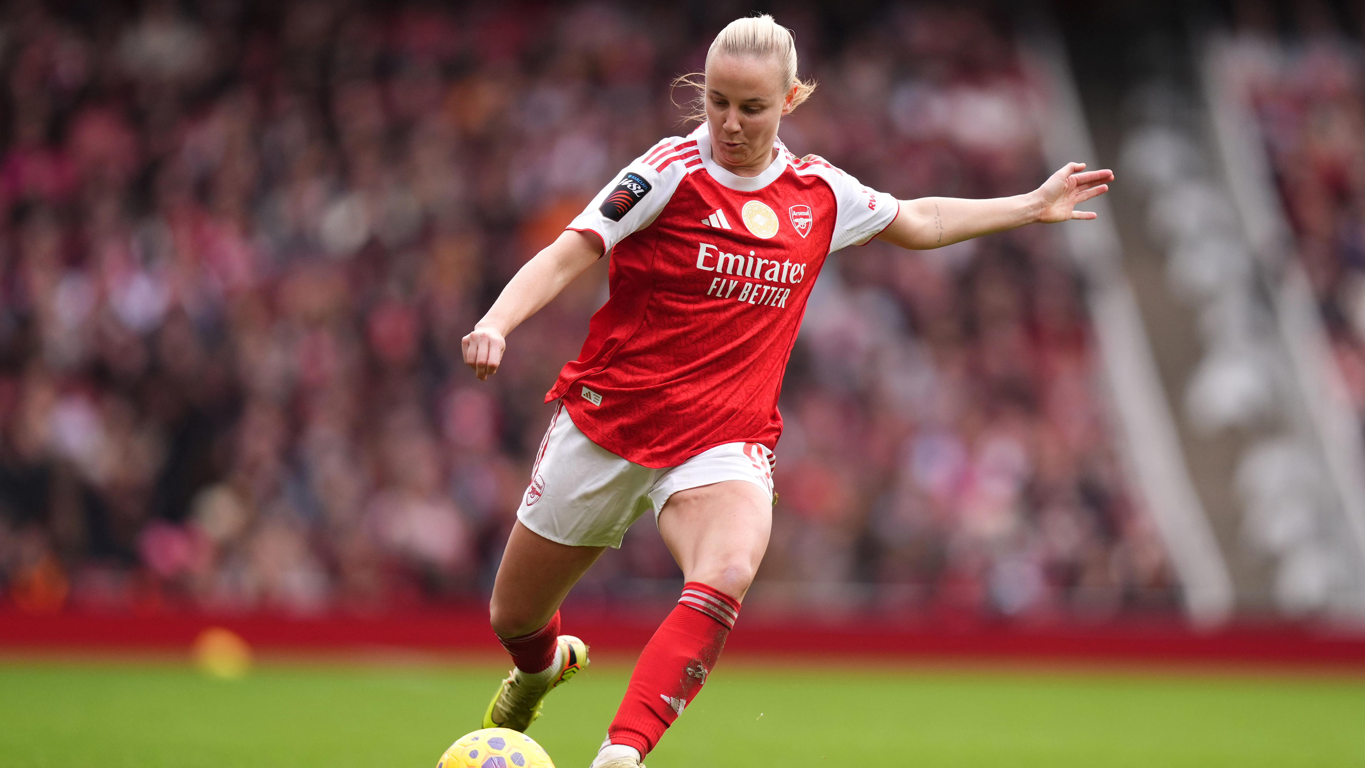 Beth Mead set for spell out with shin injury