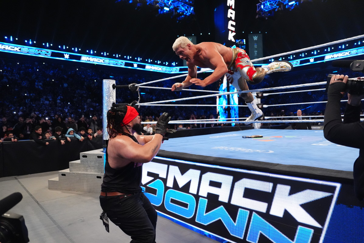 Cody Rhodes battles Jacob Fatu on Syfy’s loaded WWE SmackDown tonight