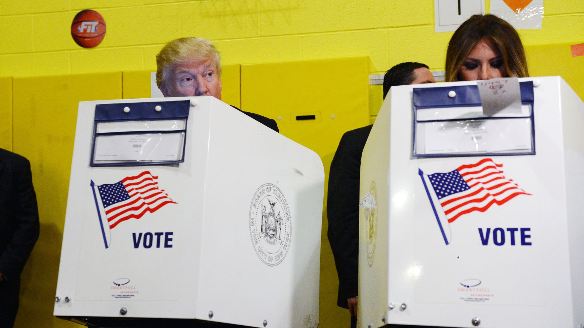Trump to require voter ID for midterms with or without Congress