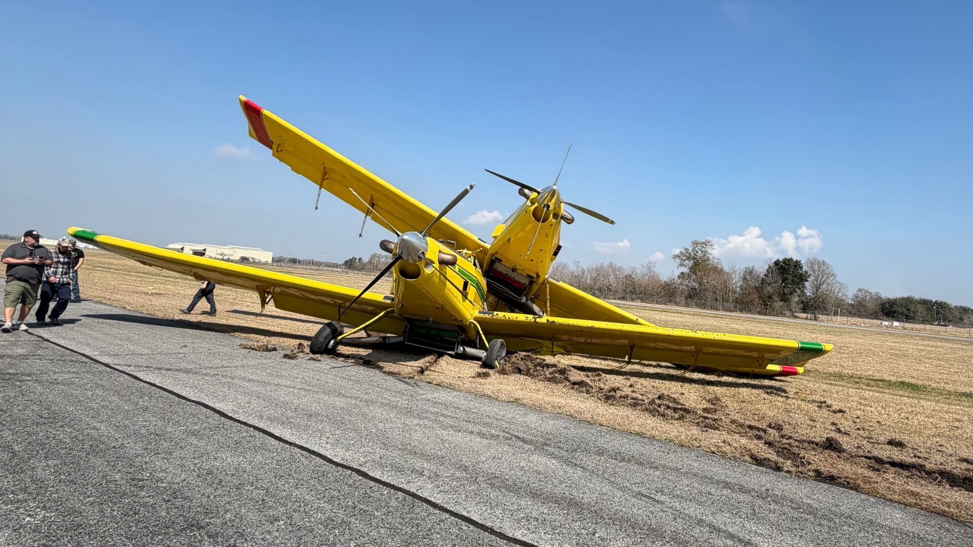 No injuries reported after crop dusters collide in Carlyss