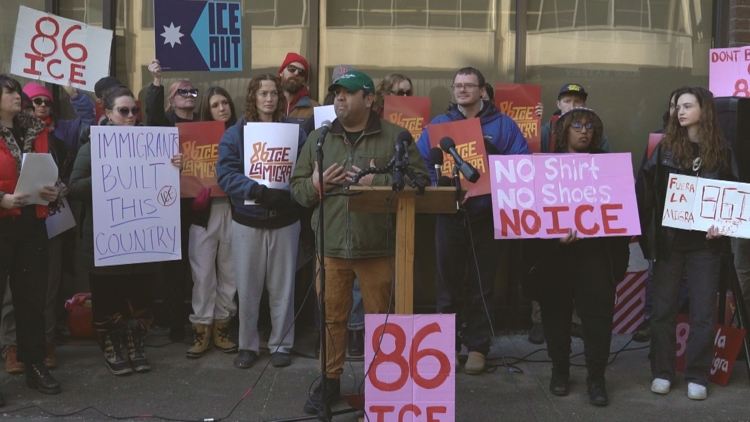 Twin Cities restaurant owners and workers urge support for immigrant ...
