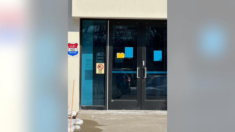 ICE to sell Romulus warehouse, abandoning proposed detention facility — free download