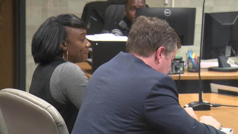 Former MPS board member Aisha Carr sentenced to probation
