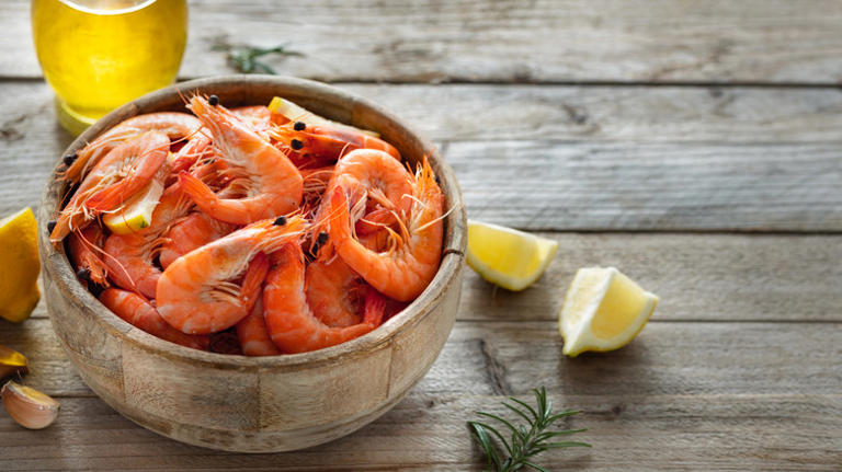 How long to boil shrimp for tender, flavorful results