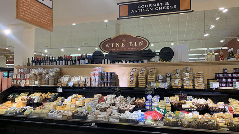 9 grocery stores with the best delis, according to reviews