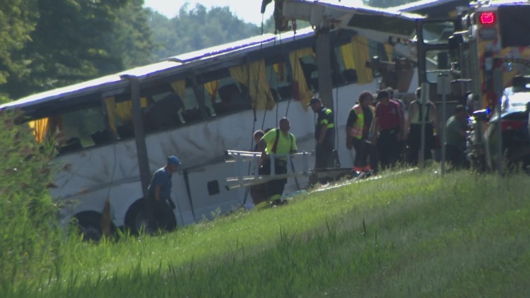 Bus driver charged in fatal Thruway crash