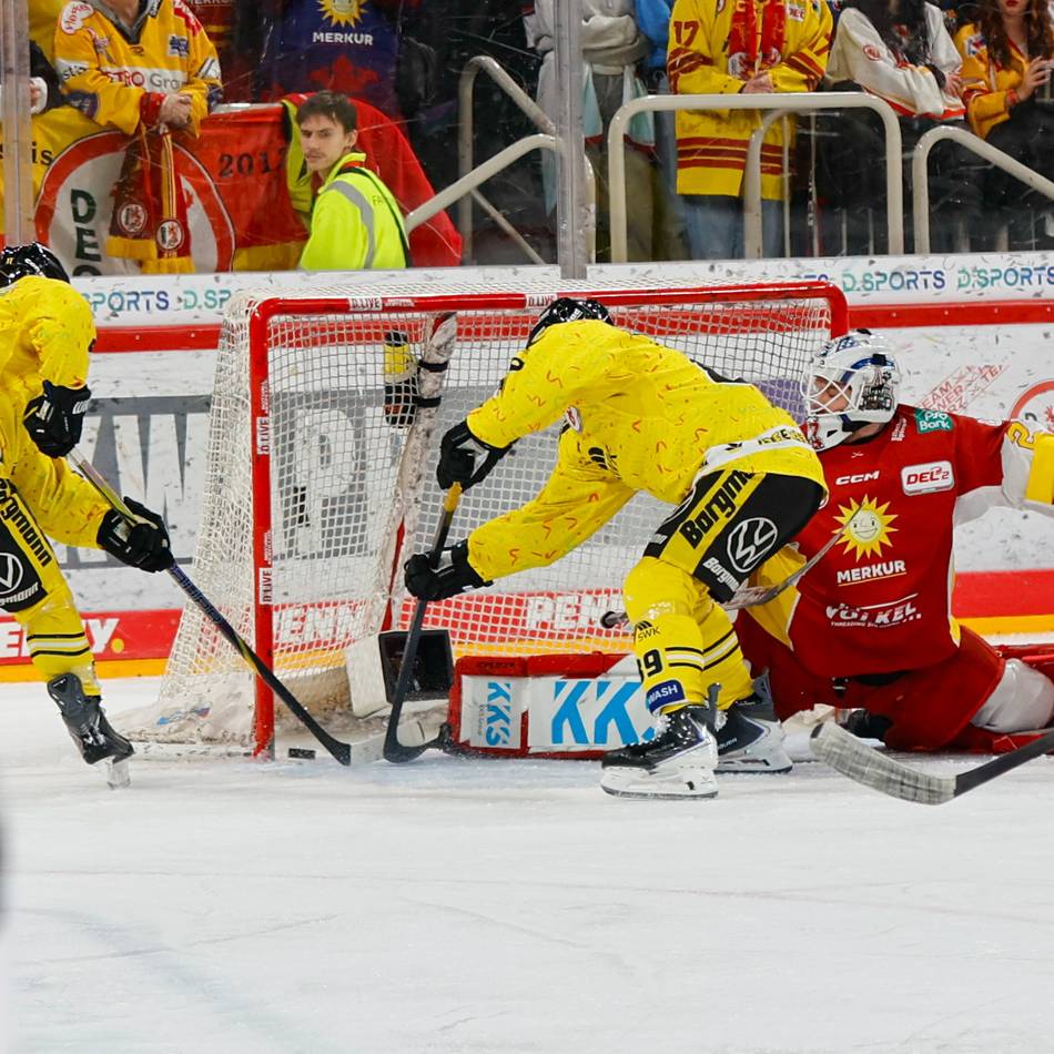 Vier Tore in 143 Sekunden – die furiose Schlussphase gegen die DEG im Video