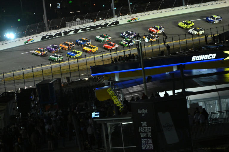 Official starting lineup for the 2026 Daytona 500