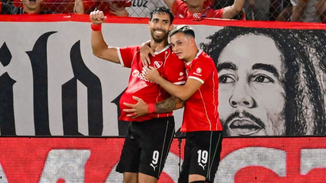 Independiente volvió al triunfo: derrotó 2-0 a Lanús, le quitó el ...