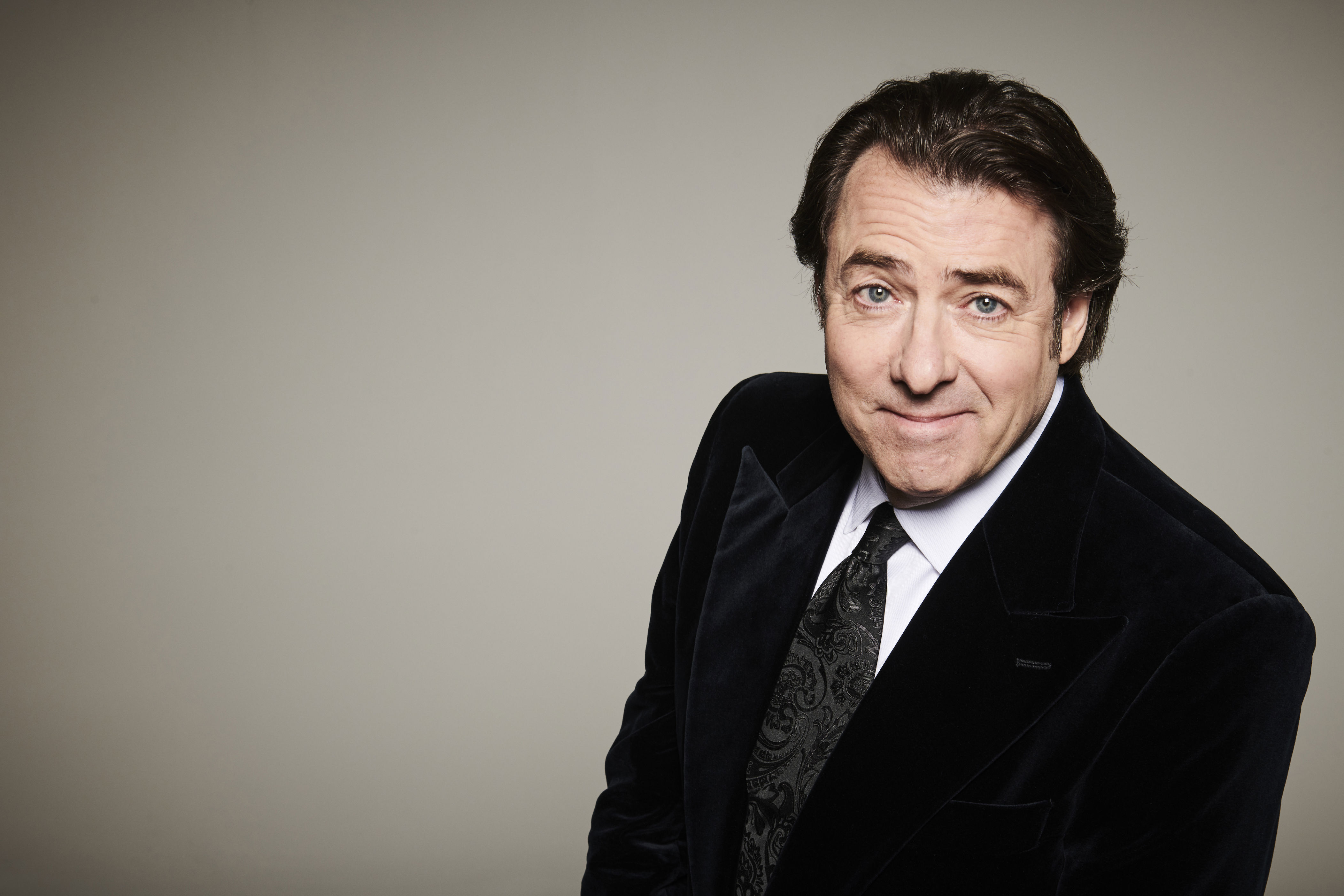 Who are the guests on The Jonathan Ross Show today? Full line-up