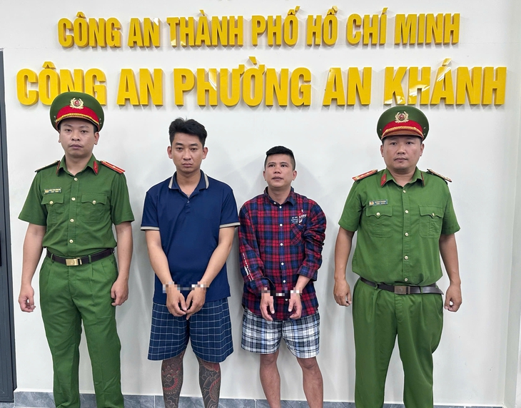 Bắt 2 người dùng súng điện tự chế trộm chó ở An Khánh, TP.HCM