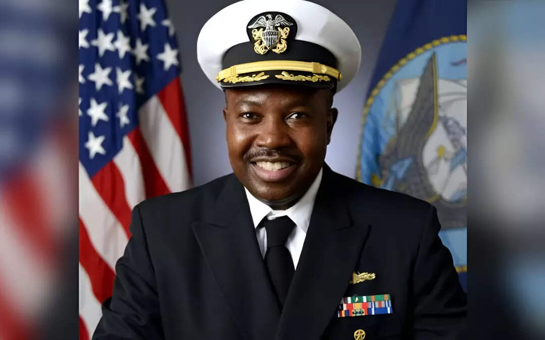 US Navy fires destroyer USS Mason commander mid-training exercise ...