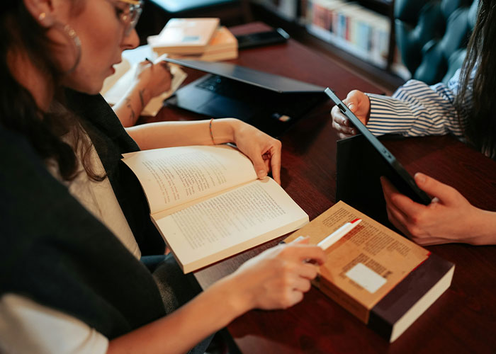 28 Must-Have Life Skills That Nobody Taught These Internet Users