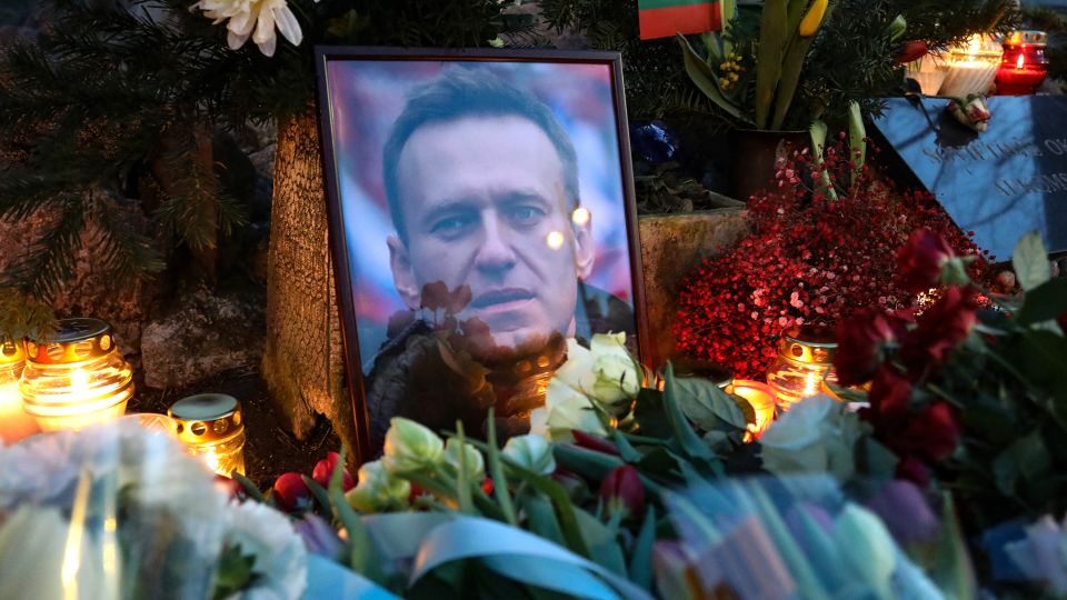 Russian opposition figure Navalny killed by toxin found in poison dart frogs, Europeans say<br><br>