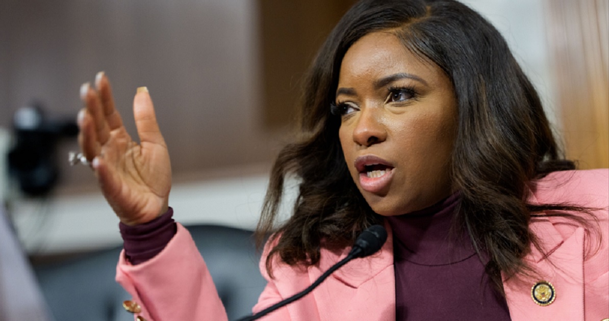 Jasmine Crockett: 'If I go to sleep, democracy very well may die'