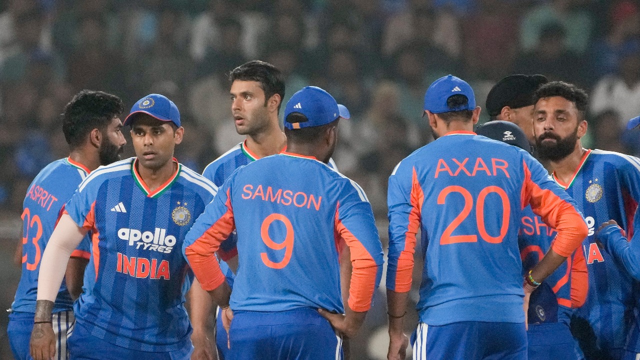 India, being favourites, puts them under more pressure than Pakistan ...