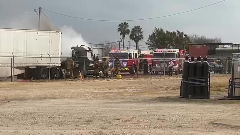 Fire Department responds to trailer fire in east Laredo