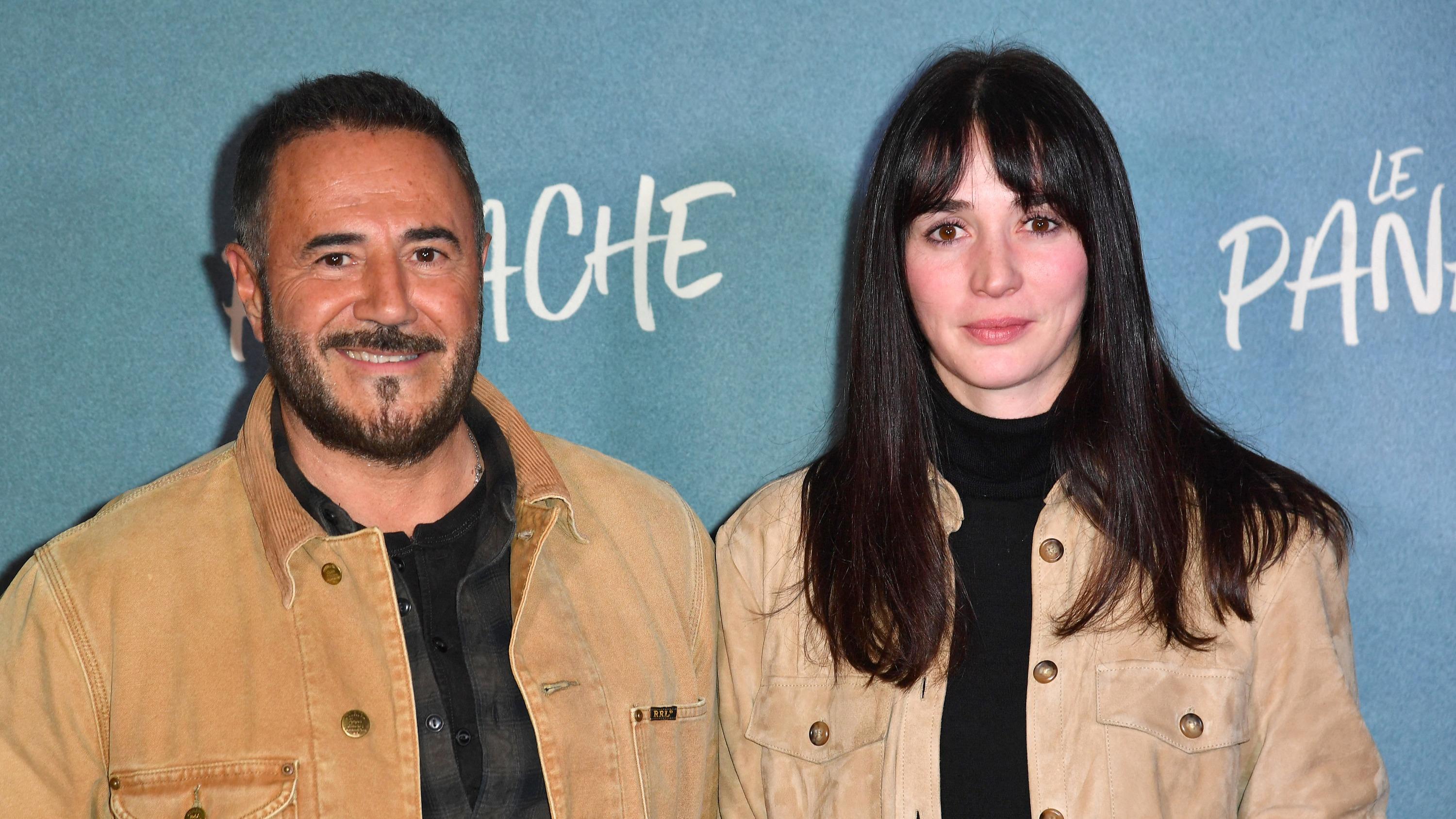 Pour la Saint-Valentin, José Garcia se dévoile avec sa jeune compagne ...