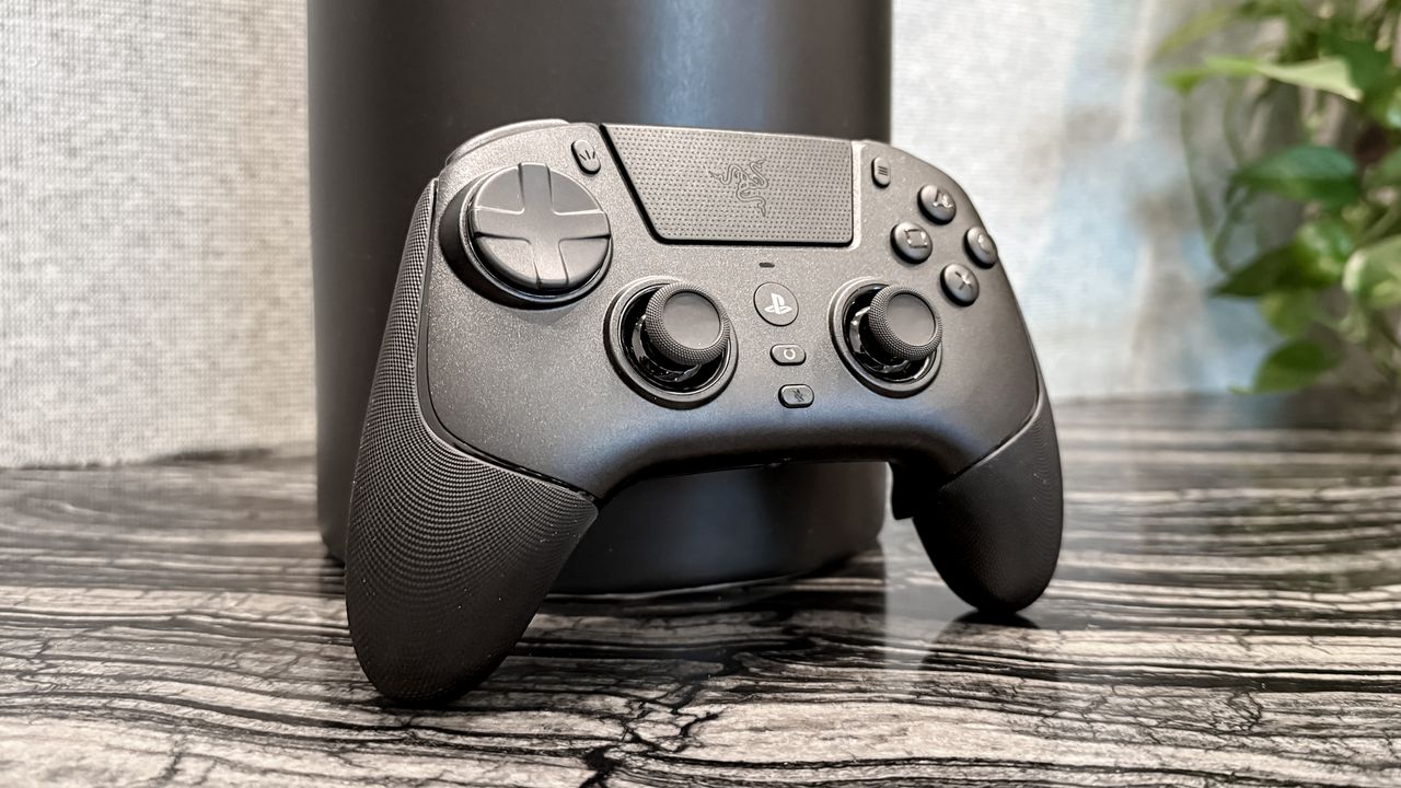 I tested the Razer Raiju V3 Pro for a week — here’s why it’s the best ...