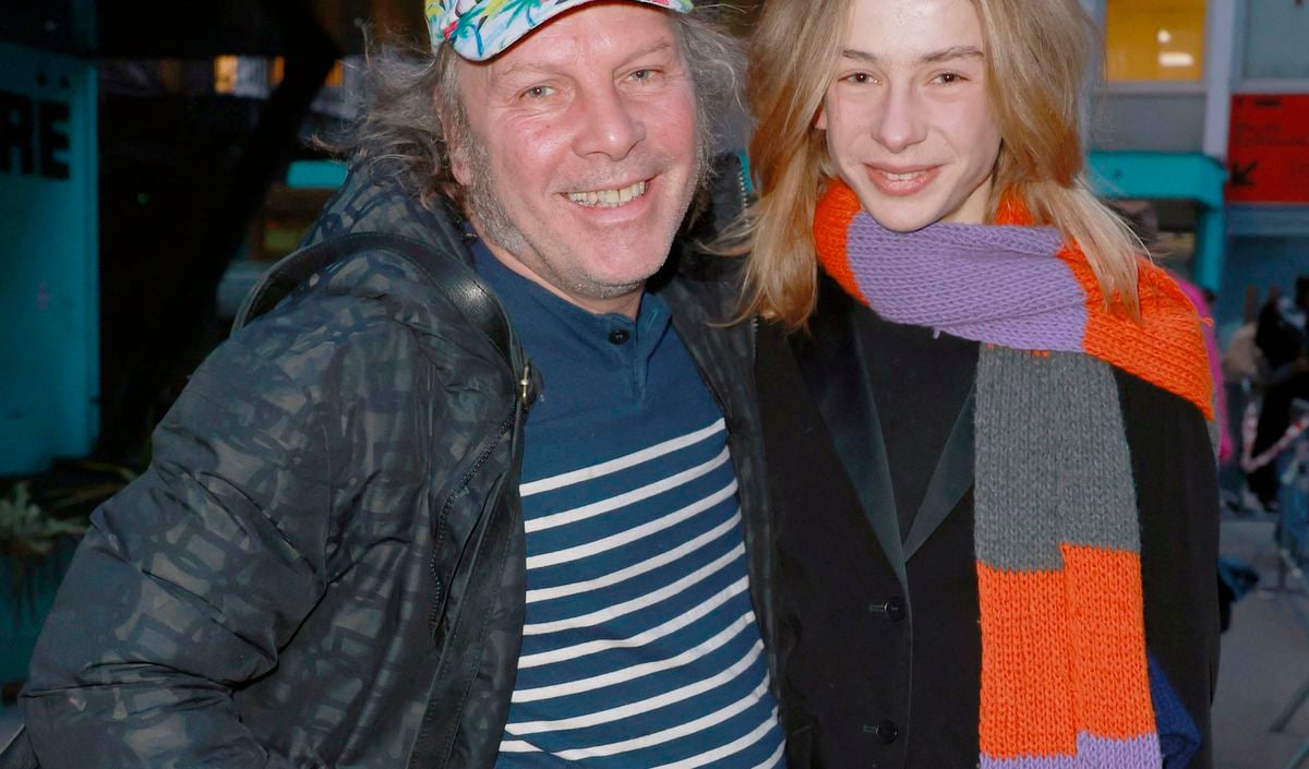 philippe-katherine-a-encore-fait-des-siennes-son-fils-billy-cheveux