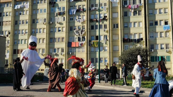 comunalia il carnevale invade il cuore di caserta