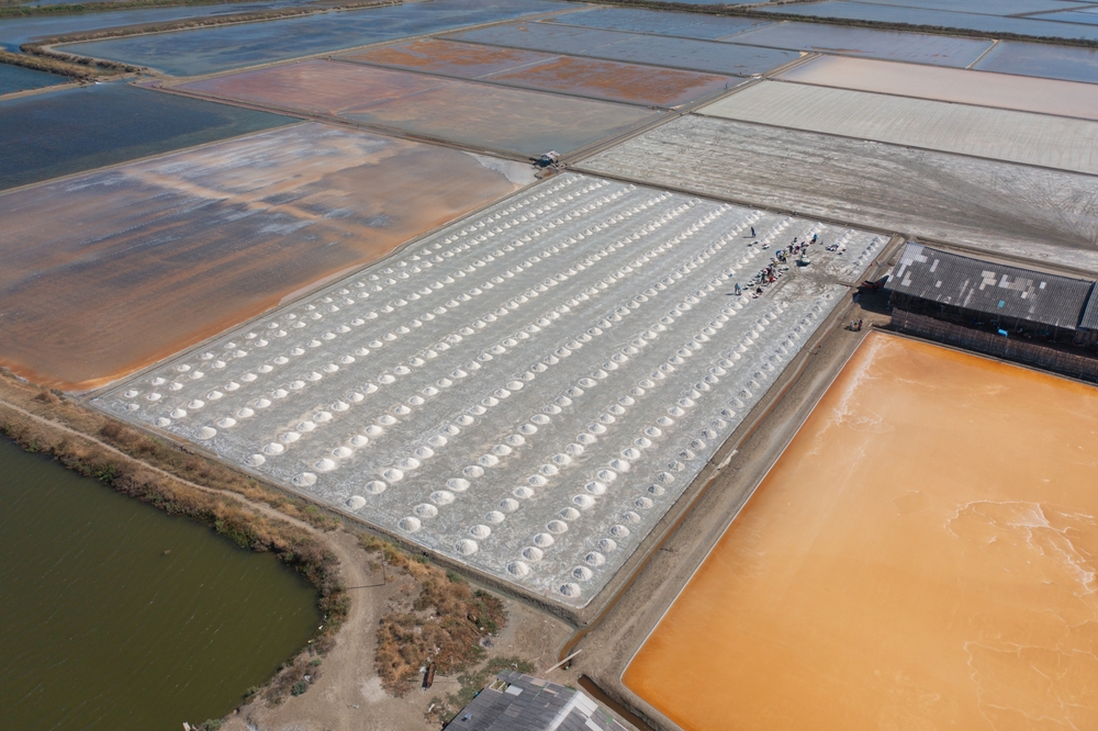 17 working salt works in the US where you can see the process