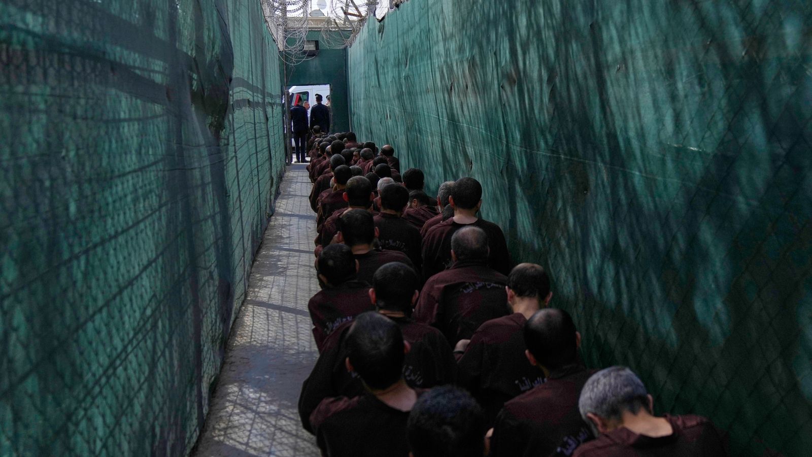 US strikes dozens of Islamic State targets in Syria in retaliation for ...