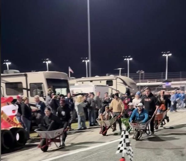 Watch: Wheelbarrow racing tradition continues at Cowboy Corner ahead of ...