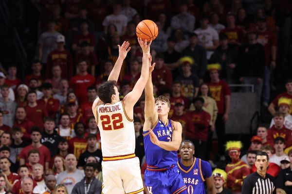 No. 5 Iowa State snaps No. 9 Kansas' winning streak