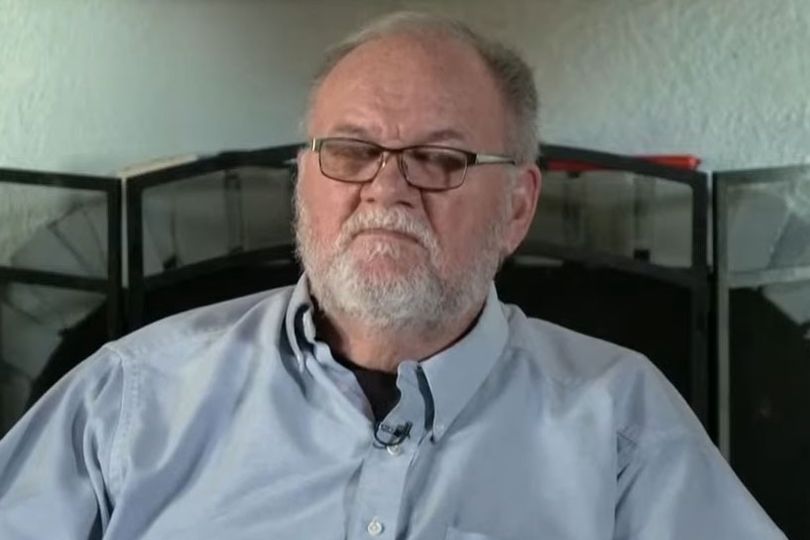 Thomas Markle shares health update as he battles to walk again after amputation<br>