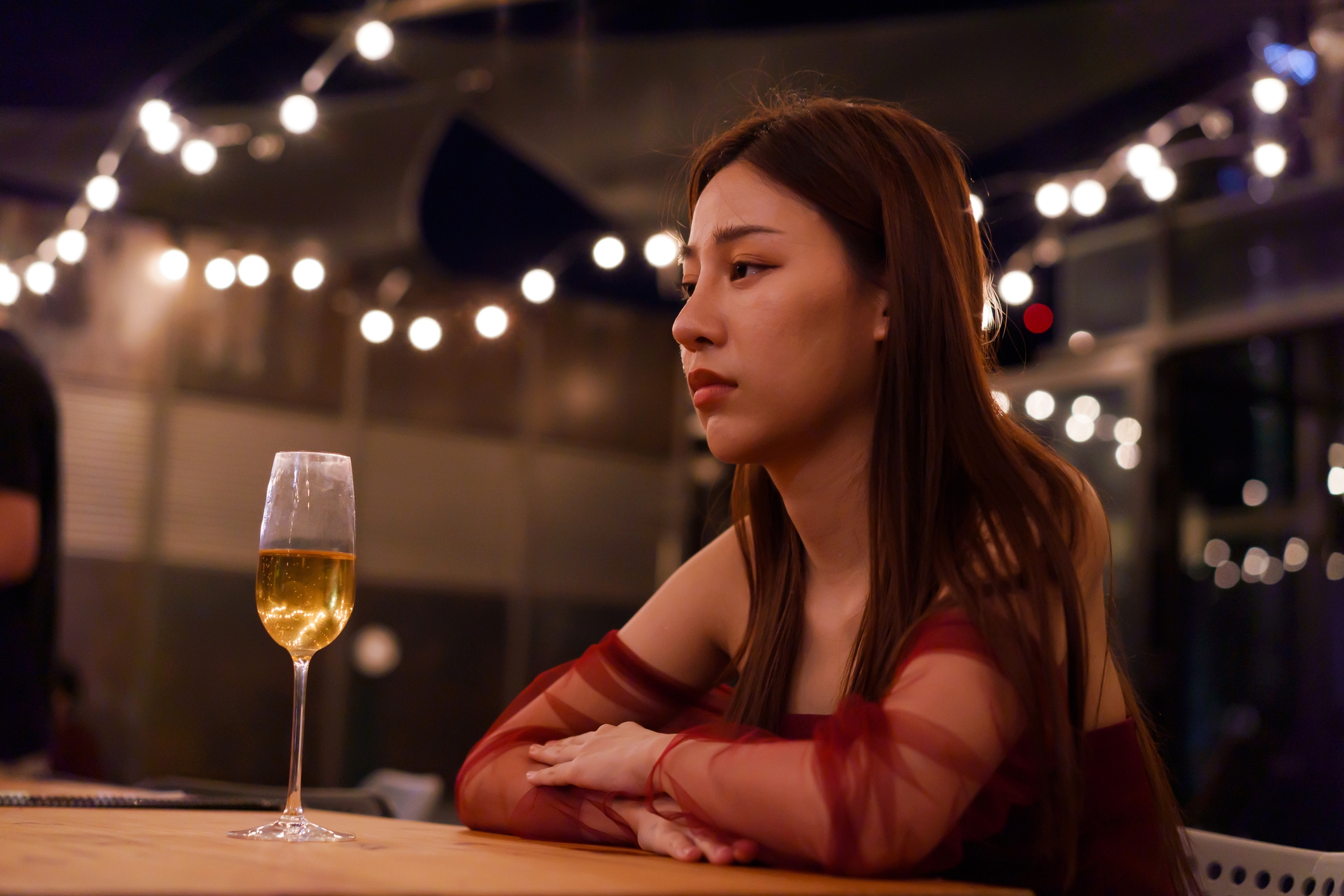 Women are sharing their honest thoughts on the male loneliness epidemic ...