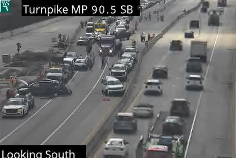 6 hospitalized, 1 dead after rollover crash on Turnpike in Boynton ...
