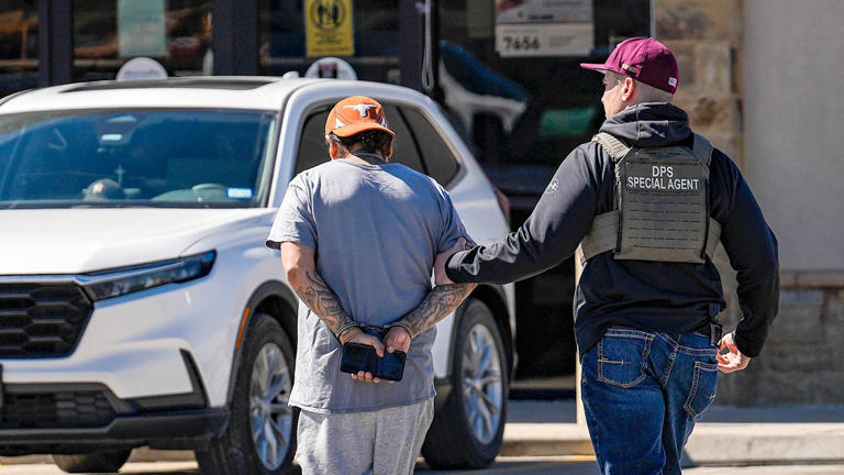 ICE ramps up deportation push with 92,600 new beds in $38.3B expansion