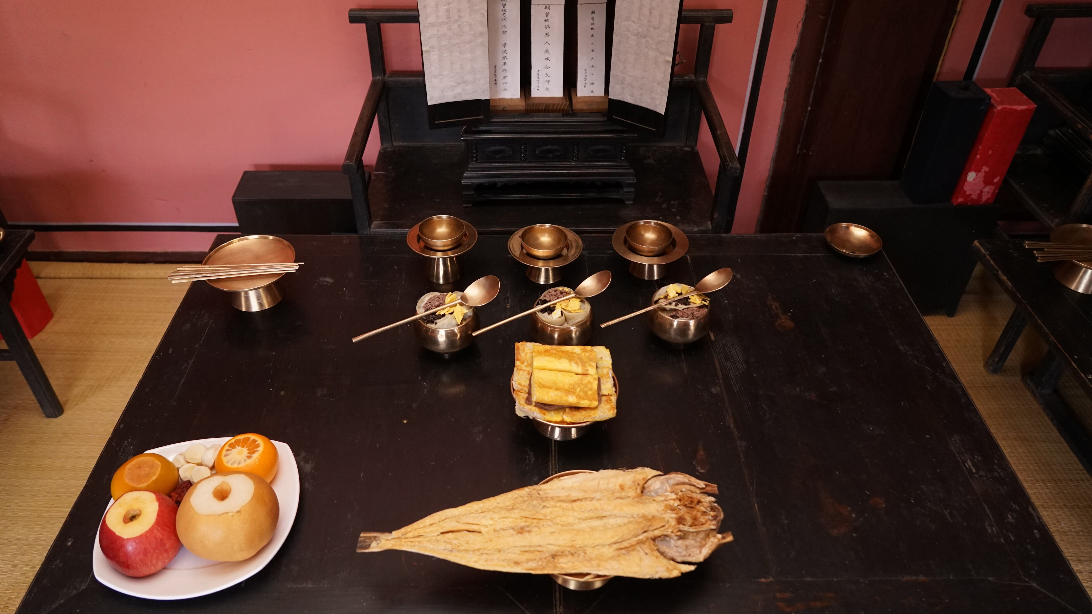 Korea Institute urges simpler charye tables to revive tradition
