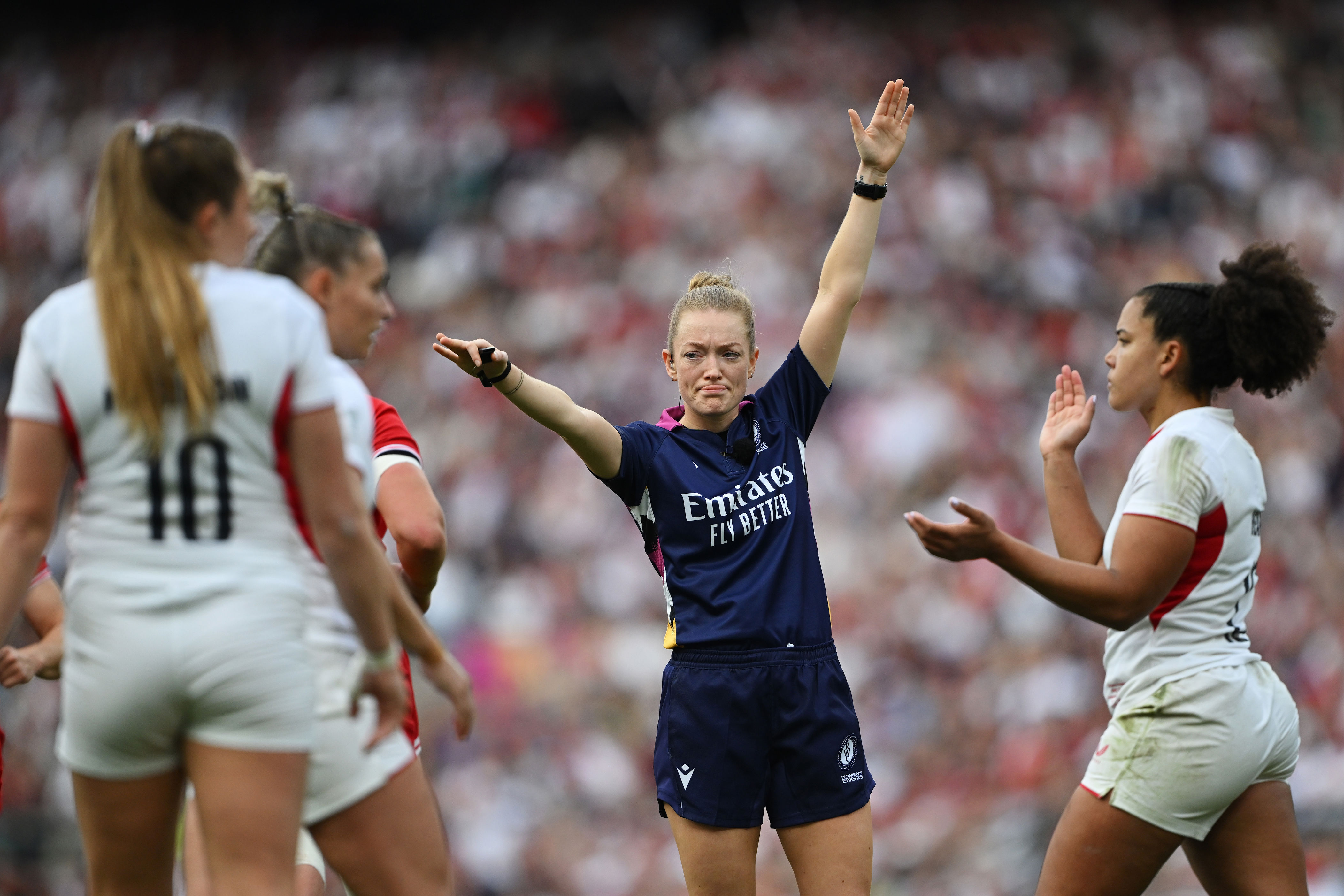 Six Nations 2026: Who is Ireland vs Italy referee Hollie Davidson ...