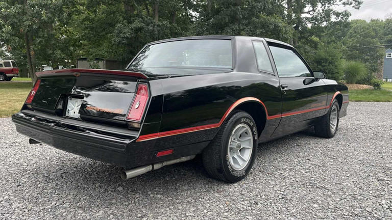 1983-1988 Chevrolet Monte Carlo SS: Budget performance coupe