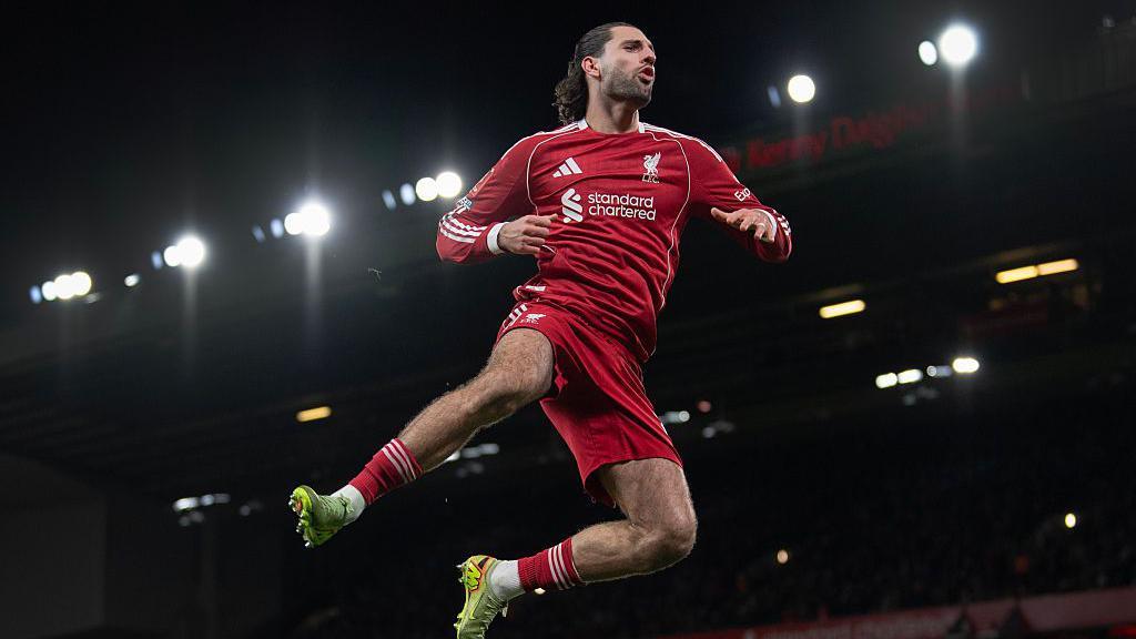 Analysis: Reds recover their swagger