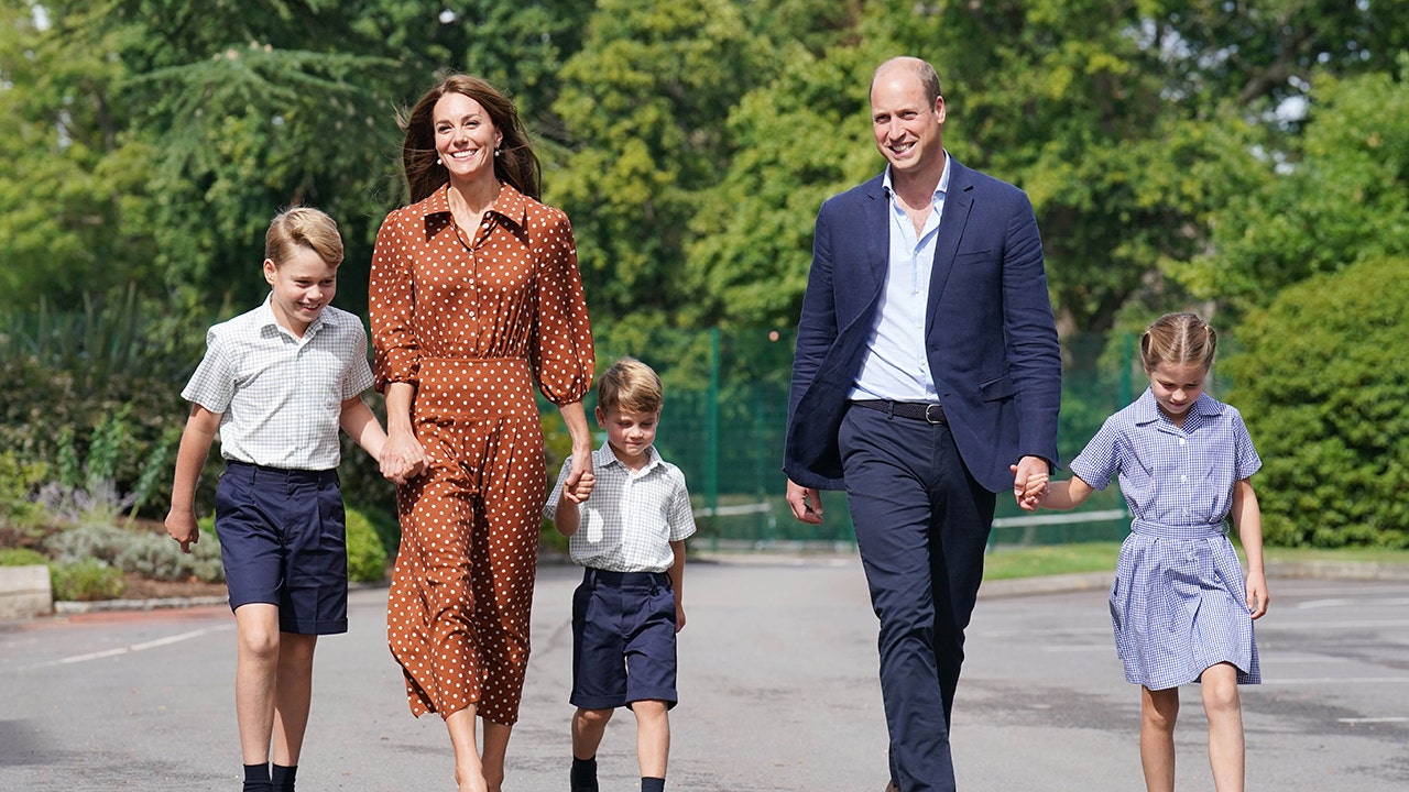 Prince William, Kate Middleton prioritize family over duty as shown by handling of cancer diagnosis: author<br>