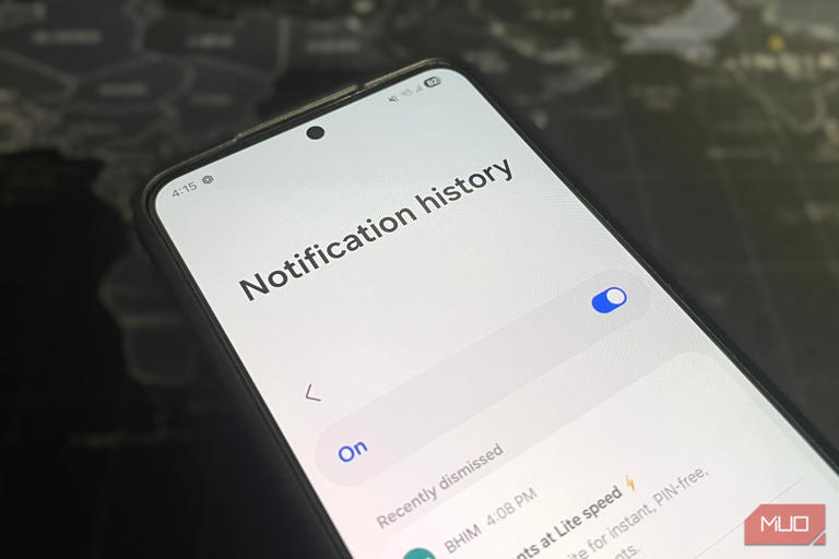 How to recover a notification you accidentally swiped away on Android
