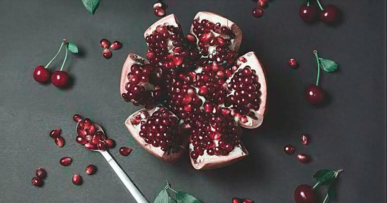 Cerezas y Granadas Stock unit