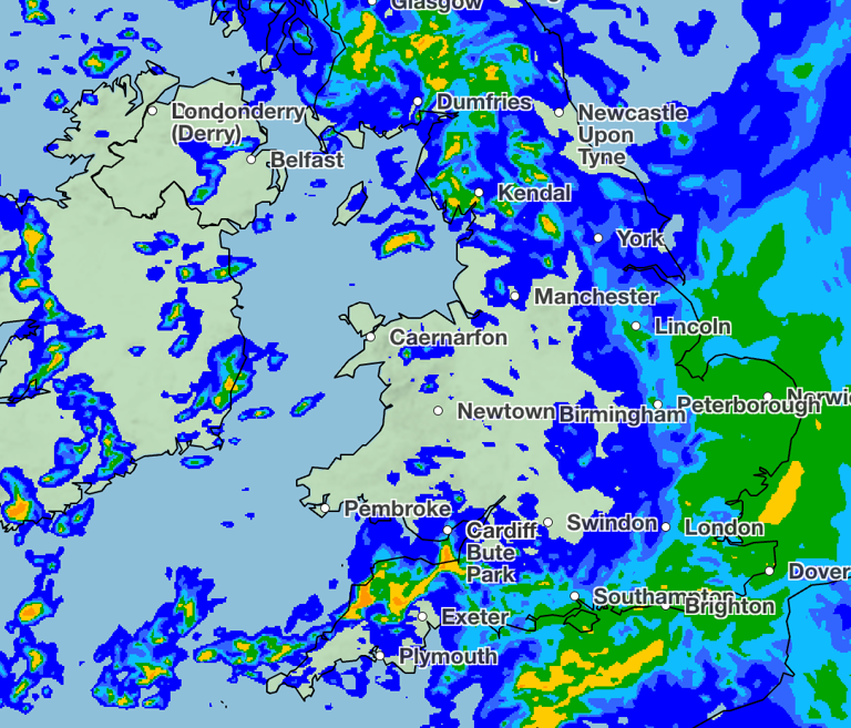 Met Office issues yellow weather warning as snow and rain to hit UK
