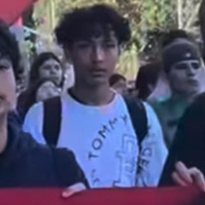 Far-left activists radicalizing high school kids to take on ICE as ...