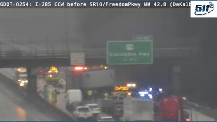 Tractor-trailer crash closes part of I-285 southbound in DeKalb County