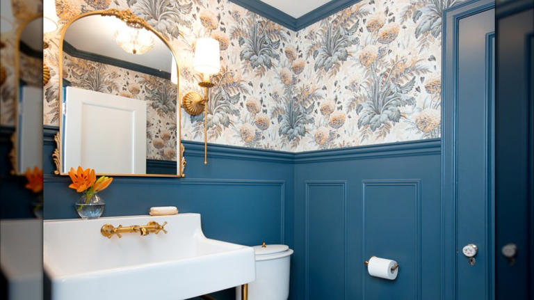 Ditch dated contrasting bathroom trim for a more streamlined look