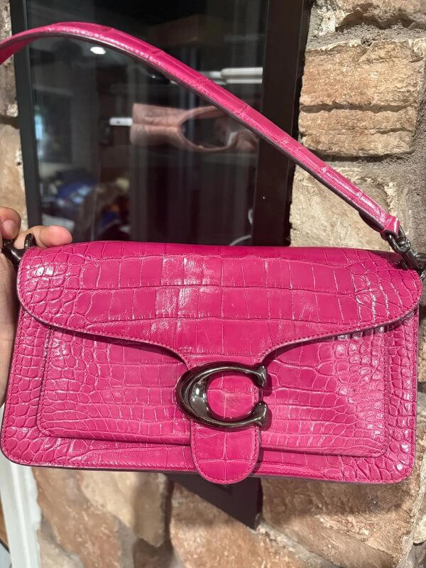 Shopper stunned after looking up true value of item purchased at thrift ...