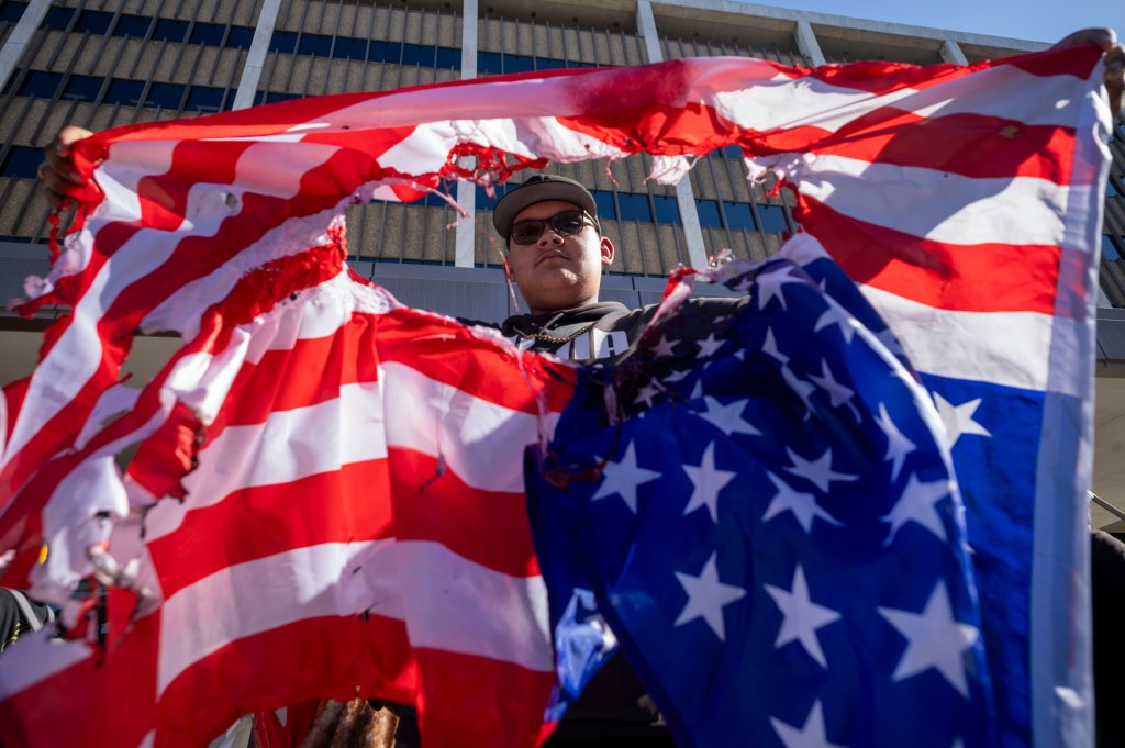 Far-left activists radicalizing high school kids to take on ICE as ...